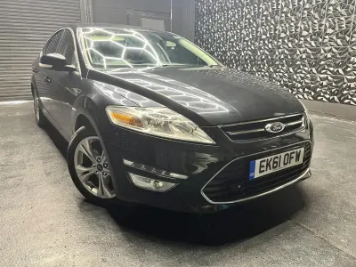 Używany Ford Mondeo Titanium 2011 Czarny Hatchback