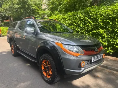Used Mitsubishi L200 181 HP (133 kW) 2019 Grey Pickup