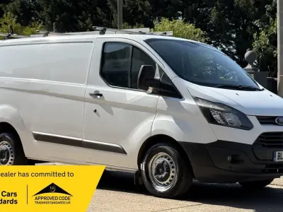 Used Ford Transit Custom 100 HP (73 kW) 2014 White Van