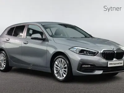Usado BMW 116 Comfort Edition 114 CV (83 kW) 2024 Gris Utilitario