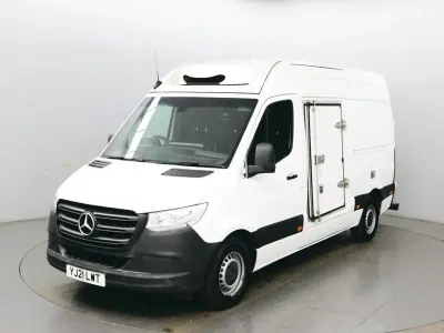 Begagnad Mercedes Sprinter Progressive 145 HK (106 kW) 2021 Vit Van