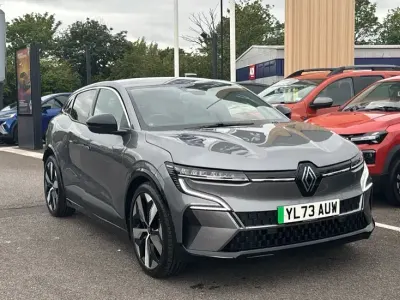 Gebraucht Renault Megane E-Tech Techno 159 kW (217 PS) 2024 Grau Kleinwagen