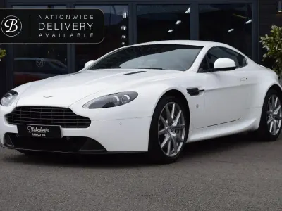 Used Aston Martin V8 Vantage 2014 White Hatchback