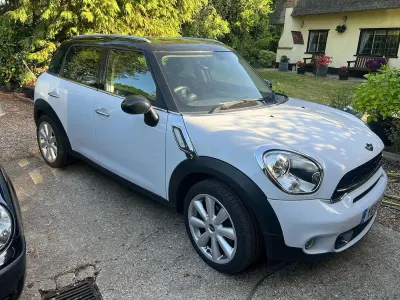Used Mini Cooper SD 2016 White Hatchback