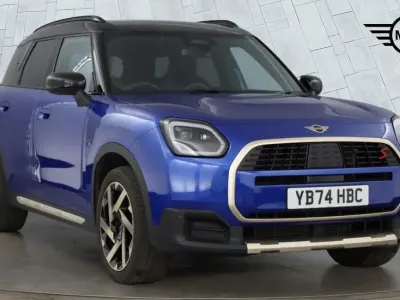 Usado Mini Countryman 215 CV (158 kW) 2024 Azul SUV