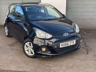 Usado Hyundai i10 67 HP (49 kW) 2016 Preto Citadino