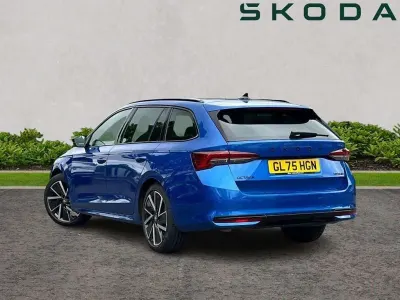 Used Skoda Octavia SportLine 147 HP (108 kW) 2026 Race blue metallic Estate