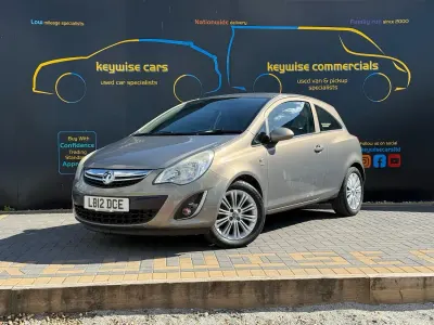 Used Vauxhall Corsa Active 65 HP (47 kW) 2012 Brown Hatchback