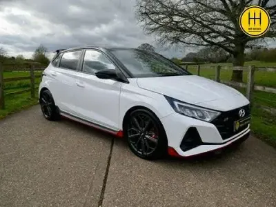 Używany Hyundai i20 204 KM (150 kW) 2023 Biały Hatchback
