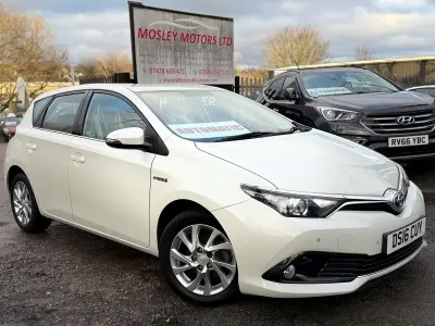Usado Toyota Auris Hybrid