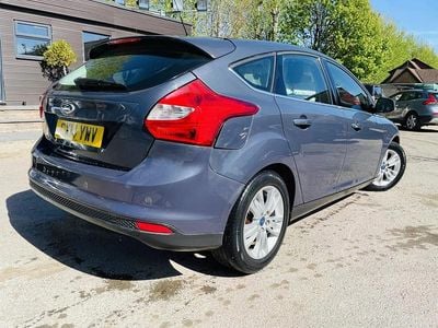 Used Ford Focus Titanium 115 HP (84 kW) 2014 Grey Hatchback