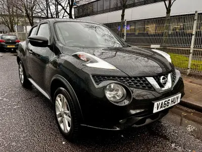 Usado Nissan Juke N-Connecta 110 HP (80 kW) 2016 Preto SUV