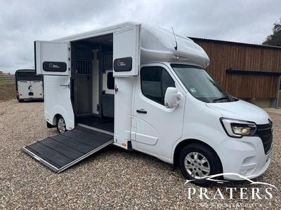 Used Renault Master Business 2021 White MPV