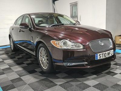 Begagnad Jaguar XF Luxury 238 HK (175 kW) 2010 Röd Sedan