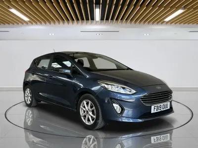 Używany Ford Fiesta Zetec 85 KM (62 kW) 2019 Niebieski Hatchback