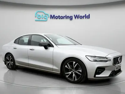 Used Volvo S60 R-Design 250 HP (183 kW) 2019 Silver Sedan