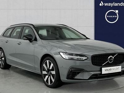New 2025 Volvo V90 Plus Estate | £42,591 (Good price)