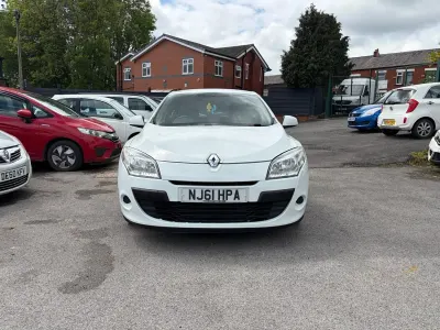 Usado Renault Mégane 99 CV (72 kW) 2012 Blanco Utilitario
