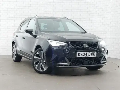 Usado Seat Arona FR Sport 115 CV (84 kW) 2024 Negro SUV