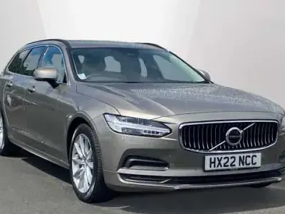Used Volvo V90 Momentum 194 HP (142 kW) 2022 Estate