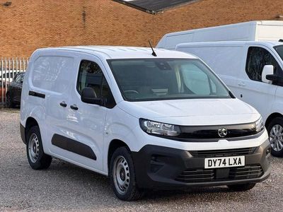 White Used 2024 Vauxhall Combo S Van | £12,995 (Fair price)