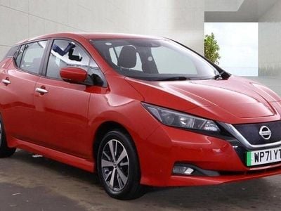 Begagnad Nissan Leaf Acenta 110 kW (150 HK) 2022 Halvkombi