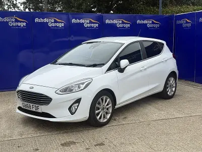 Used Ford Fiesta Titanium 100 HP (73 kW) 2018 White Hatchback