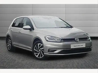 Used VW Golf VIII Edition 147 HP (108 kW) 2020 Silver Hatchback