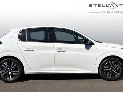 Second-hand Peugeot 208 Allure Premium 99 CP (72 kW) 2022 Alb Hatchback