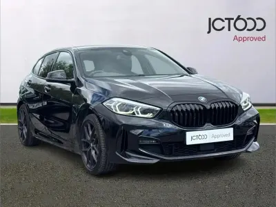 Usado BMW 116 M Sport 113 CV (83 kW) 2024 Negro Utilitario