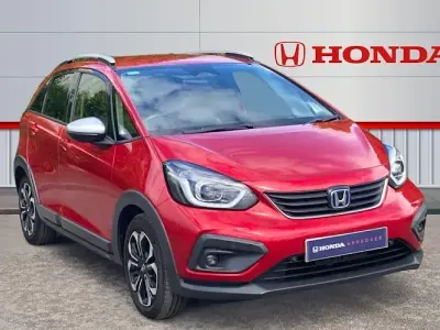 Używany Honda Jazz Hybrid 109 KM (80 kW) 2023 Czerwony Hatchback