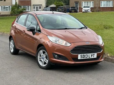 Used Ford Fiesta Zetec 82 HP (60 kW) 2013 Yellow Hatchback