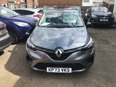 Used Renault Clio Evolution 90 HP (66 kW) 2023 Grey Hatchback