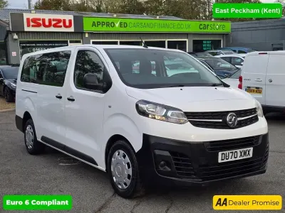 Second-hand Vauxhall Vivaro Edition 120 CP (88 kW) 2020 Alb Monovolum