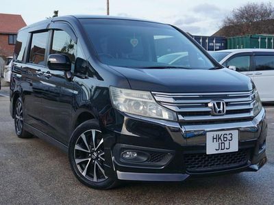 Black Used 2014 Honda Stepwgn Cool MPV | £10,995 (Fair price)