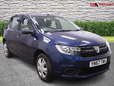 Używany Dacia Sandero Ambiance 90 KM (66 kW) 2017 Niebieski Hatchback
