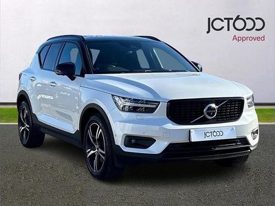 Usado Volvo XC40 187 HP (137 kW) 2018 Branco SUV