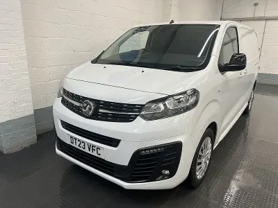 Used Vauxhall Vivaro S 100 HP (73 kW) 2023 White MPV