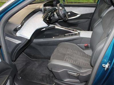 Used Peugeot e-3008 GT 152 kW (207 HP) 2024 Blue SUV