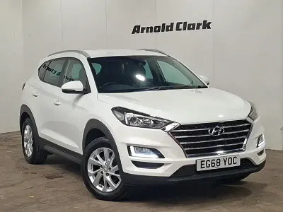 Used Hyundai Tucson SE 132 HP (97 kW) 2019 White SUV