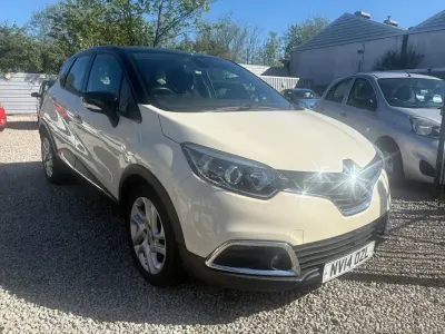 Second-hand Renault Captur Dynamique 90 CP (66 kW) 2014 Alb SUV