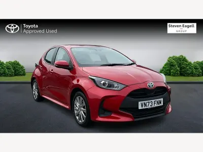 Used Toyota Yaris Hybrid 2023 Red Hatchback