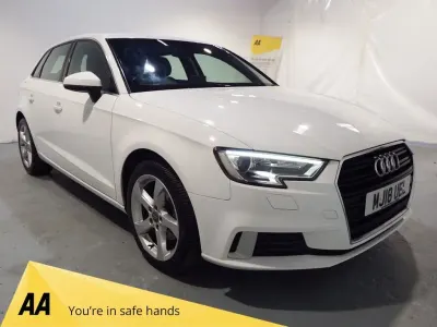 Used Audi A3 Sportback Sport 116 HP (85 kW) 2018 White Hatchback