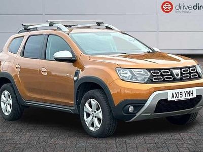 Used Dacia Duster Comfort 116 HP (85 kW) 2019 Orange SUV