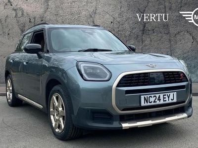 Used Mini Countryman Exclusive 218 HP (160 kW) 2024 Green SUV