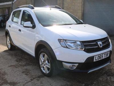 Used Dacia Sandero Lauréate 90 HP (66 kW) 2015
