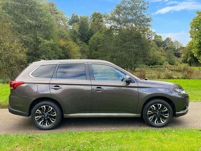 Mitsubishi Outlander P-HEV