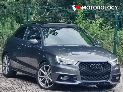 Usado Audi A1 Black Edition 123 CV (90 kW) 2018 Gris Utilitario