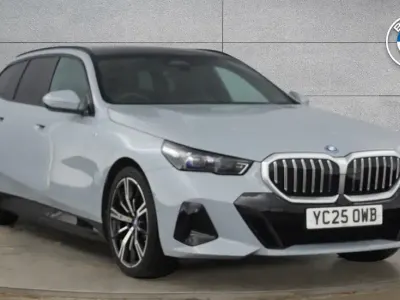 Begagnad BMW 530e M Sport 299 HK (219 kW) 2025 Grå Kombi