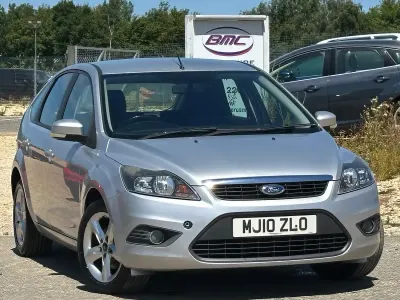 Used Ford Focus Zetec 2010 Silver Hatchback